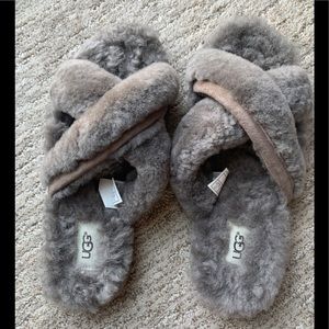Ugg Abela slides
